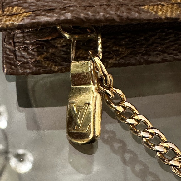 Authentic Louis Vuitton Brown Monogram Pochette Cert. Of Authenticity - Picture 6 of 12